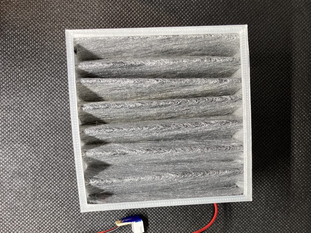 エアフィルターを挿入
